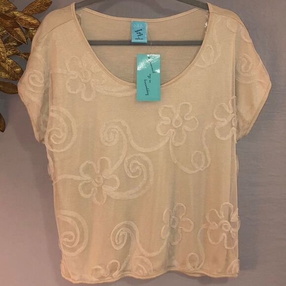 H.I.P. Cream Scoop Neck Short Sleeve Women's LARGE Top Embroidered Flower NWT - Picture 1 of 5